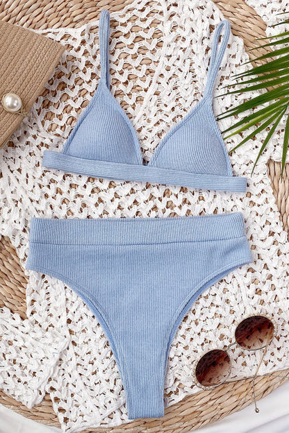 Elvira® | Bikini con top a triangolo e perizoma con slip strutturato