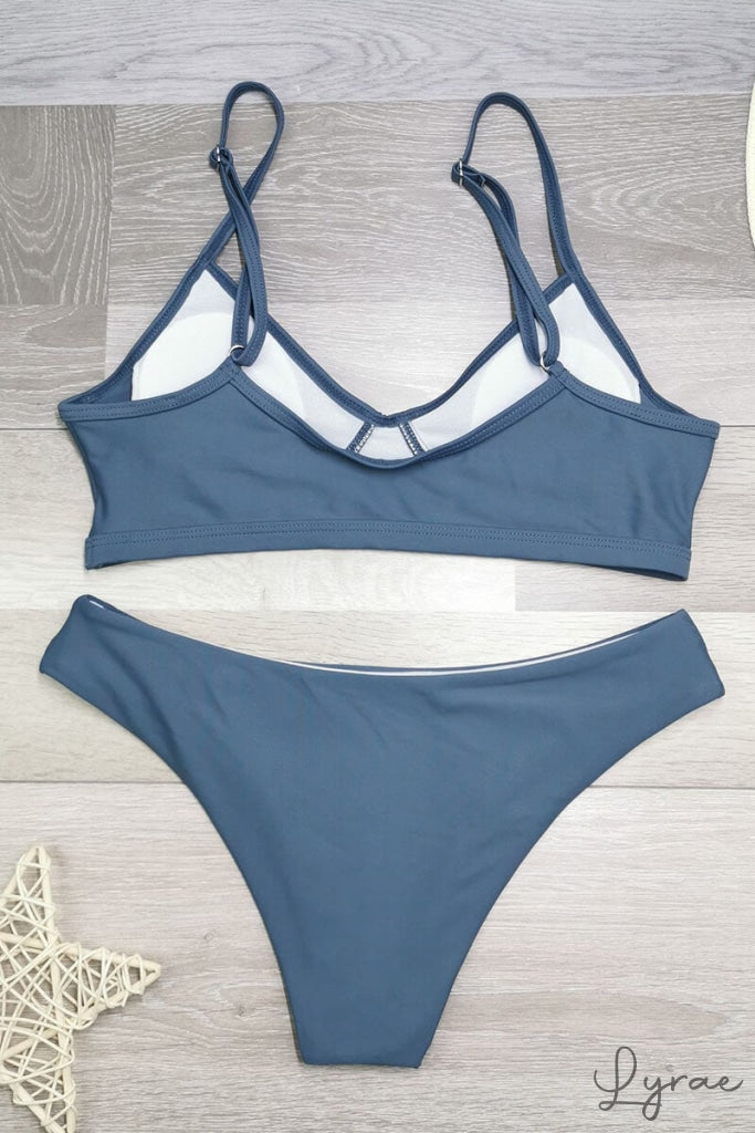 Ema® | Bikini push up con top e perizoma ad ala delta