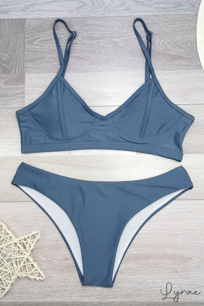 Ema® | Bikini push up con top e perizoma ad ala delta